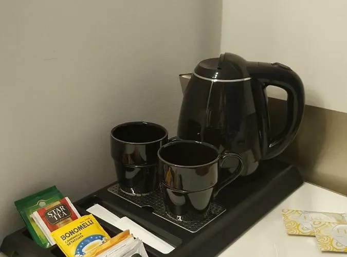 Hamilton * Неаполь