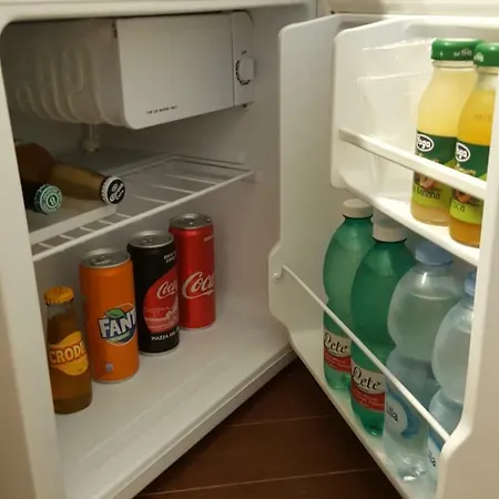 Alojamento de Acomodação e Pequeno-almoço Hamilton Nápoles