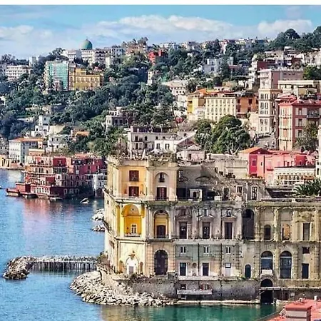 לינה וארוחת בוקר Hamilton *